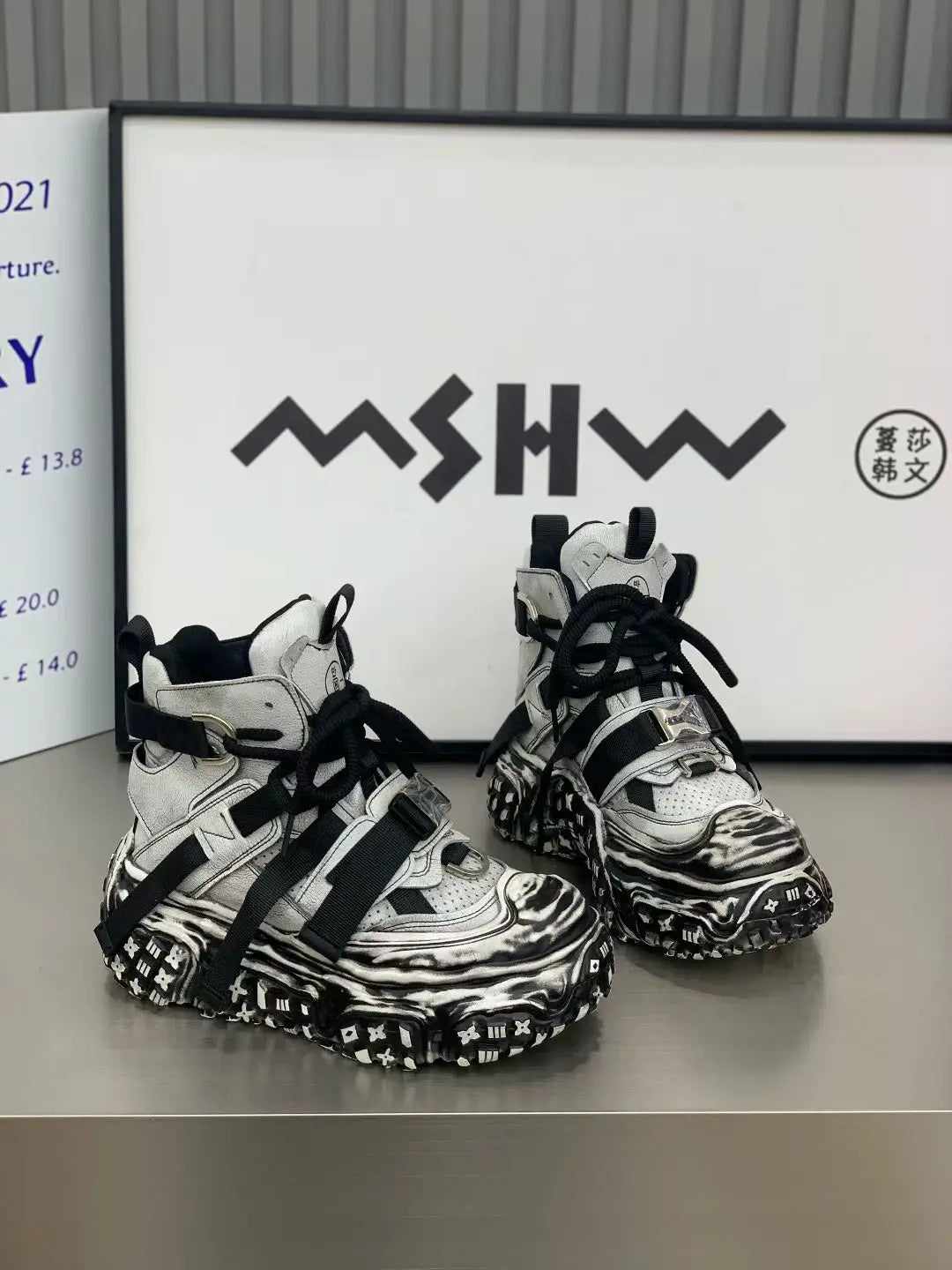 Custom Design High-Top Tactical Buckle Bread Shoes Heavy Industrial RTS Private Label Sneakers