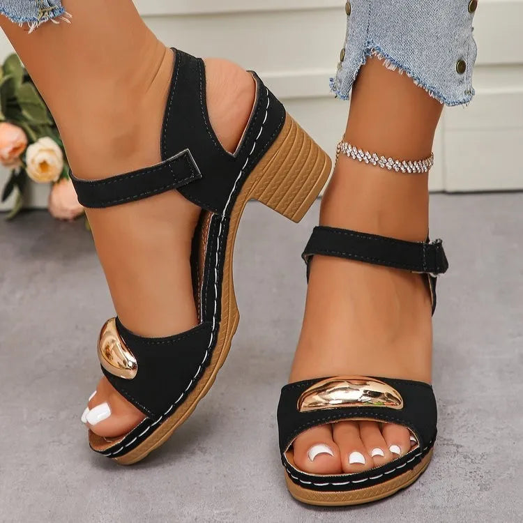 Women's Fashion Sandals 2025 Summer New Coarse Heel Leisure Comfortable Retro Outdoor Beach Cool Pumps Open Toes Elegant Sandals